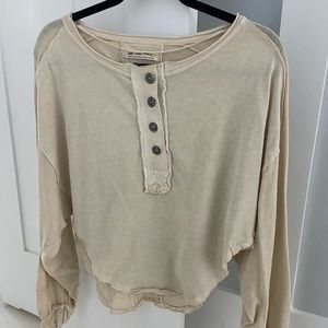 Never worn ! We the free